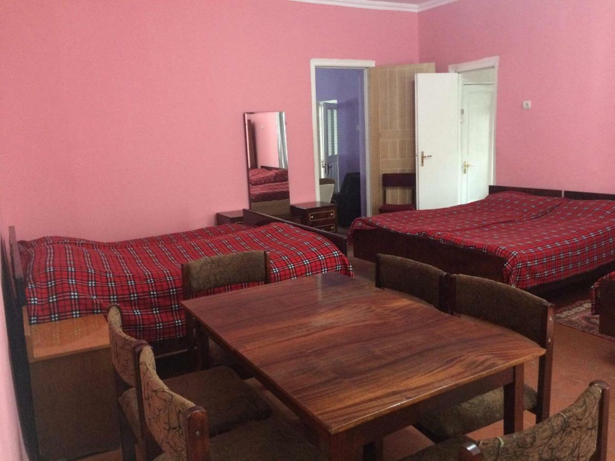 Guesthouse Malkhazi Borjomi Ngoại thất bức ảnh