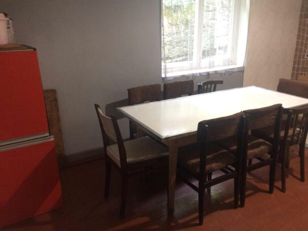 Guesthouse Malkhazi Borjomi Ngoại thất bức ảnh